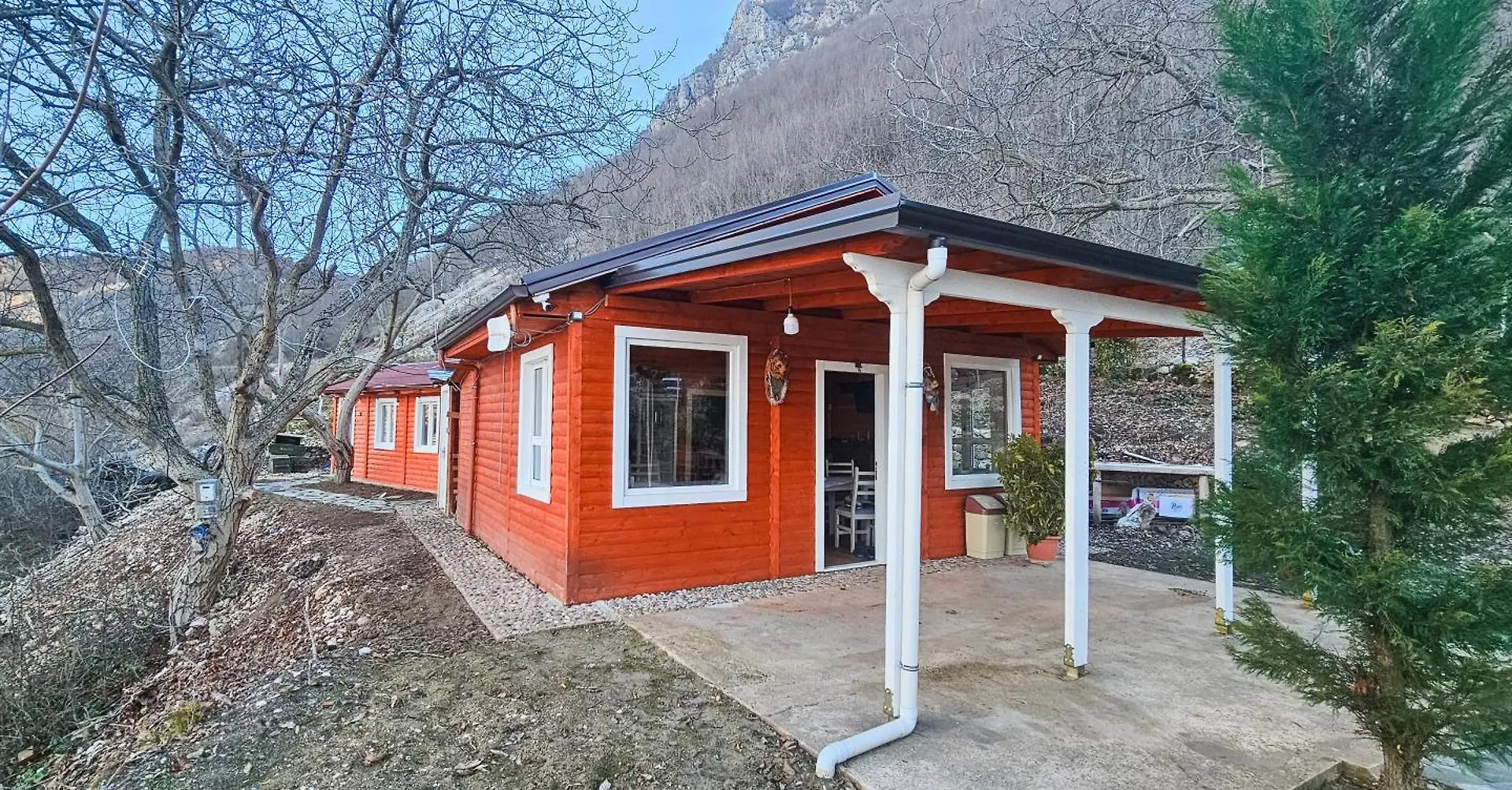 Guest house Bujtina Shpella E Plakes Cercan Librazhd Albania