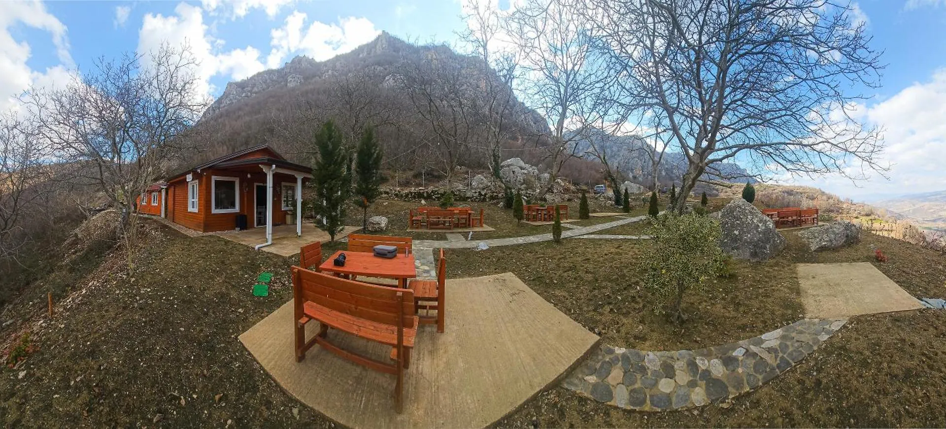 Guest house Bujtina Shpella E Plakes Cercan Librazhd